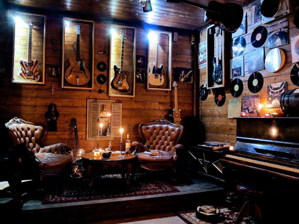 Pirola Music Ranch Guest House B&B Romano di Lombardia Exterior foto